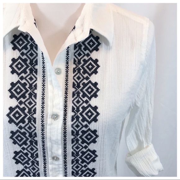 Tops - Embroidered Button Down